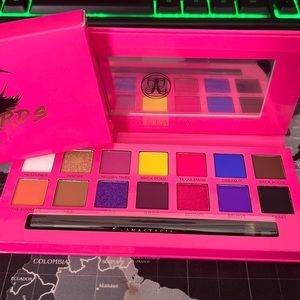Brand new in the box ABH pallet Alyssa Edwards